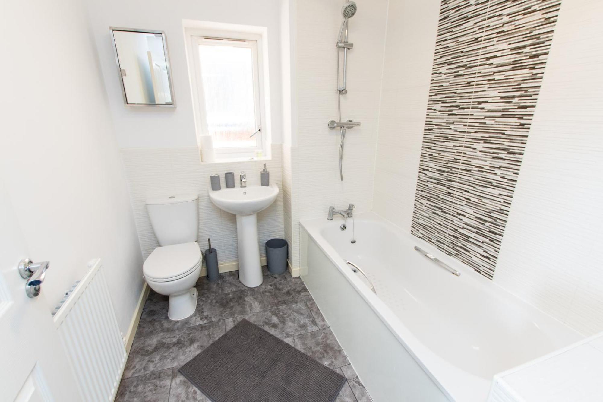 Free Parking 3 Bedroom House In 노팅엄 외부 사진